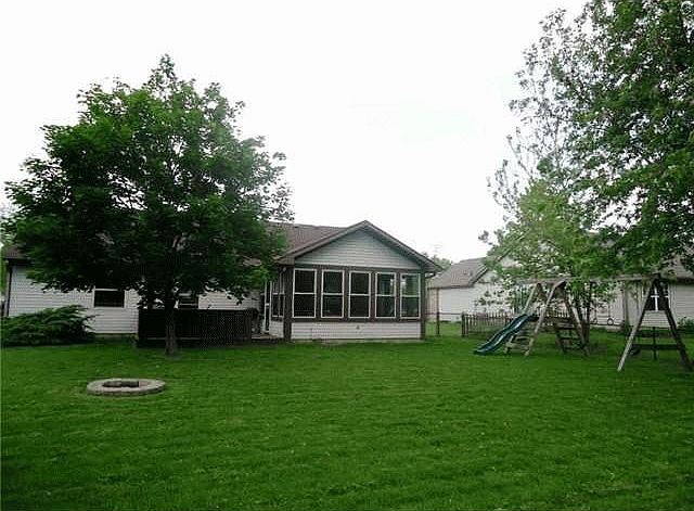 2nd image of 1237 N Winding Hart Dr