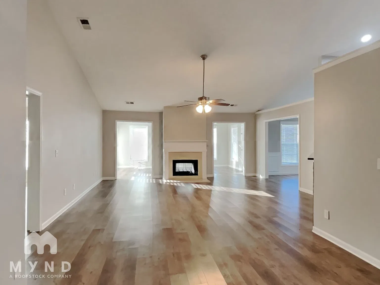 4 bed, 2.5 bath, 2625 sqft, $2,465 — Photo 4