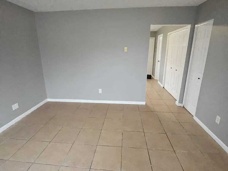 619 Root Rd — Photo 20