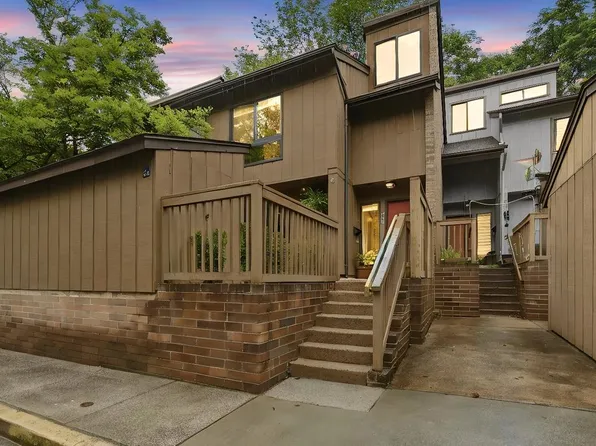 11926 Escalante Ct, Reston, VA 20191