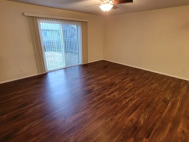 4808 NE Michael Dr — Photo 6