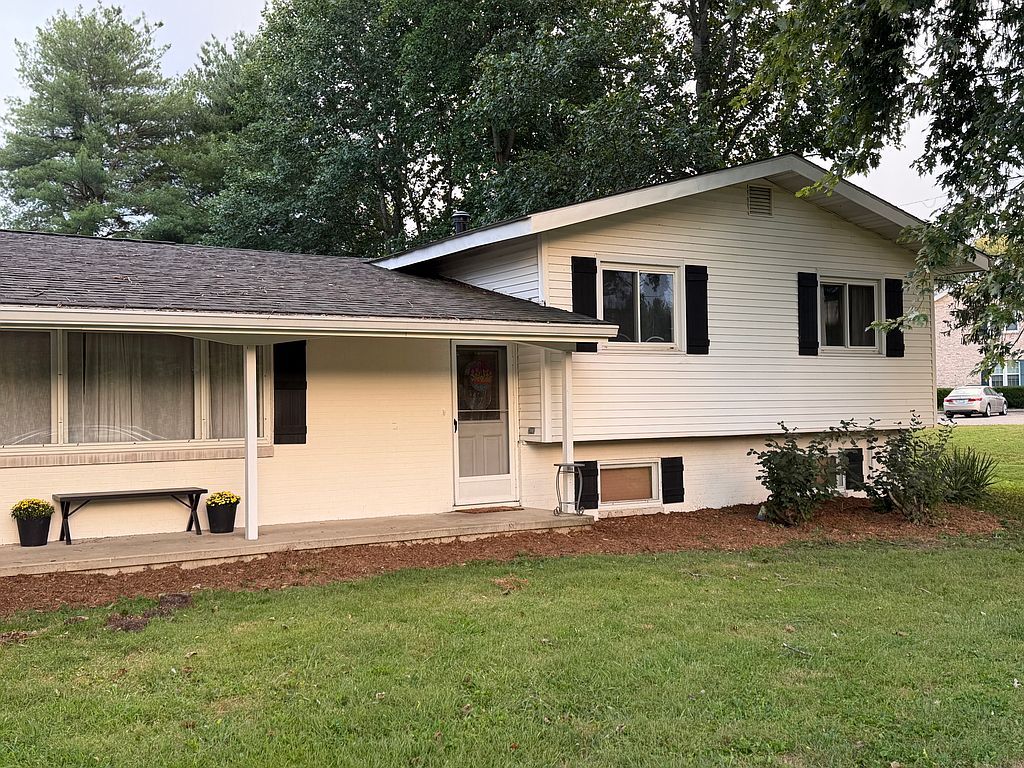 353 Plyleys Ln - Property Image