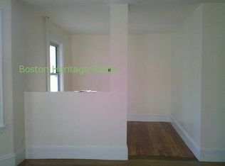 5 Kendall St #4M, Brookline, MA 02445