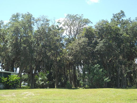 2nd image of 386 Holiday Park Blvd NE