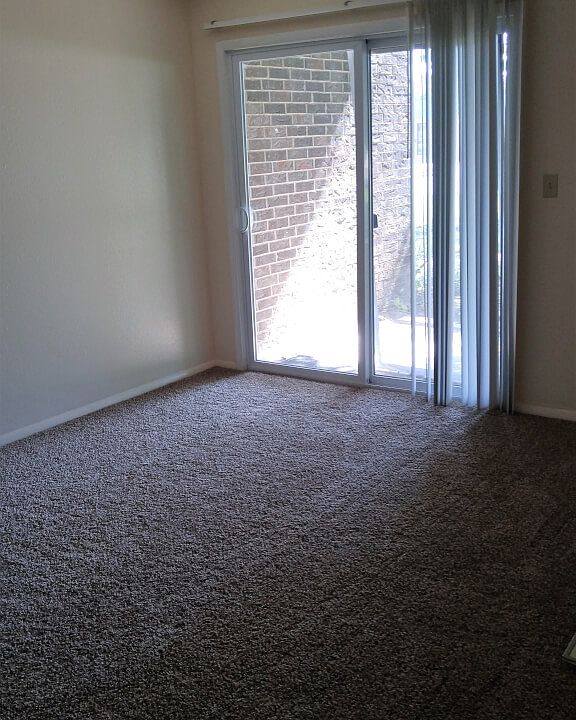 2nd image of 3807 N Rockwell Ave APT 220