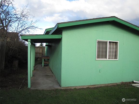 4th image of 904 S Pine Street