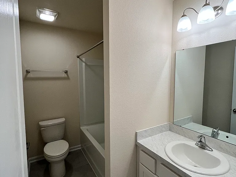 39 Oarsman Crossing Dr — Photo 18