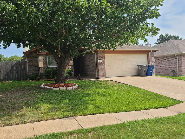 305 Lake Wichita Dr — Photo 42