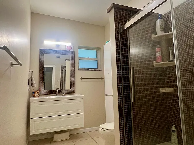 9400 E Bay Harbor Dr #3 — Photo 4