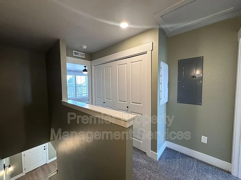 1678 Saint George Blvd — Photo 8