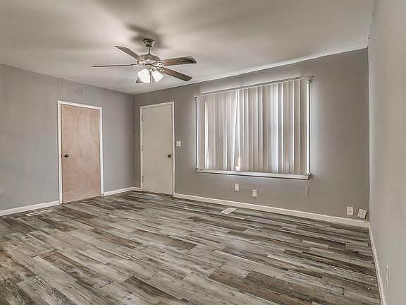 3rd image of 1314 SE 40th St