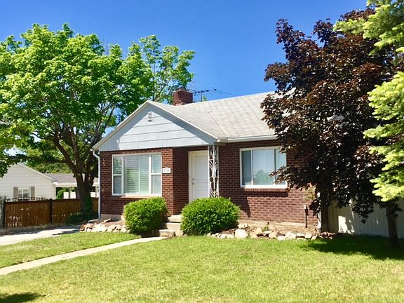 2nd image of 2799 E Louise Ave