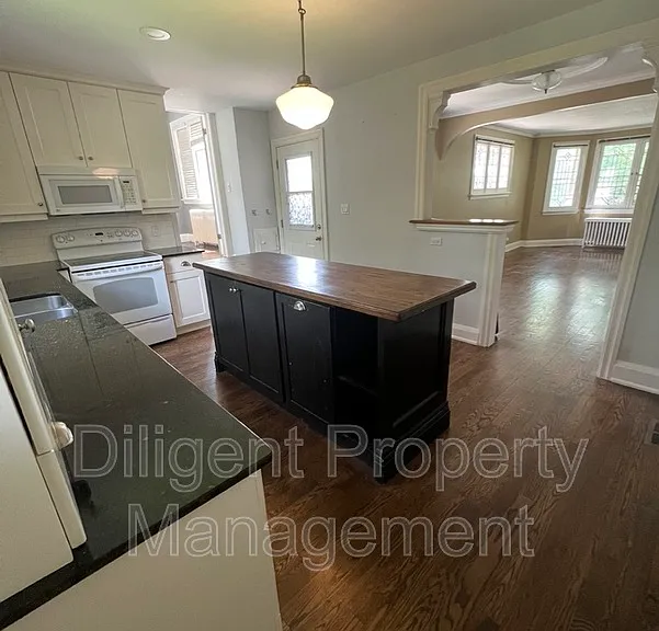 642 Bolivar St #MAIN FLOOR — Photo 18