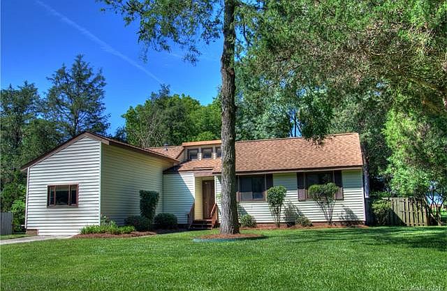 1st image of 7818 Park Vista Cir #42