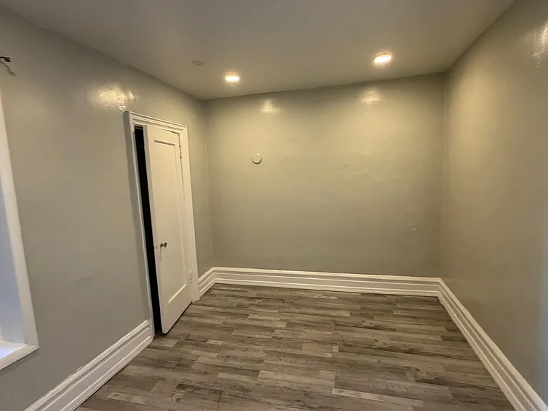 330 Mount Prospect Ave #19 — Photo 1