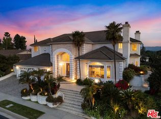 17230 Halsted St, Northridge, CA 91325