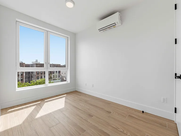 948 New York Ave #2C — Photo 3