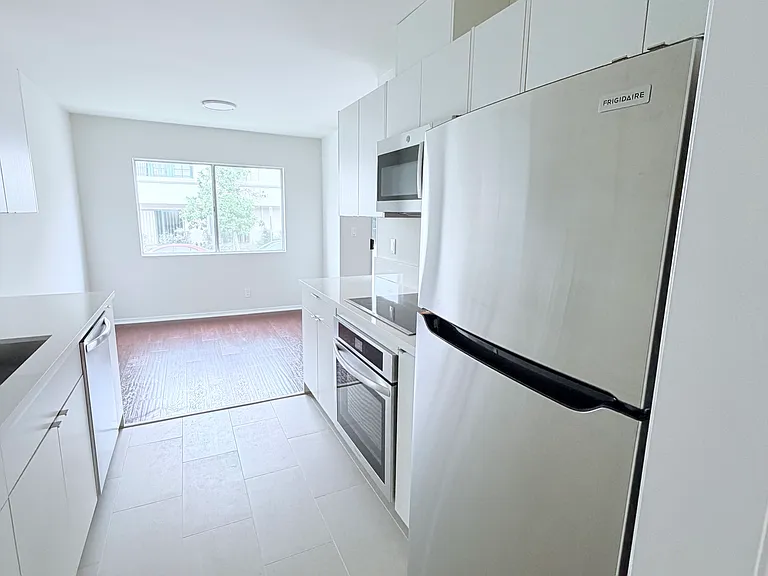 11520 Wyoming Ave #2 — Photo 18