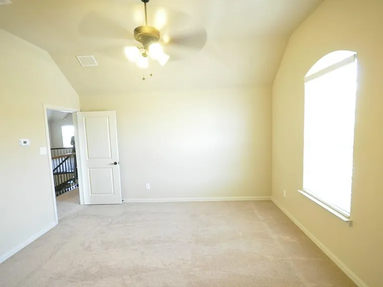 600 Falcon Dr — Photo 18