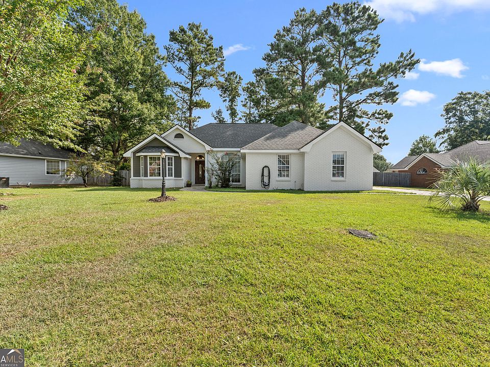 1st image of 329 Doublegate Dr