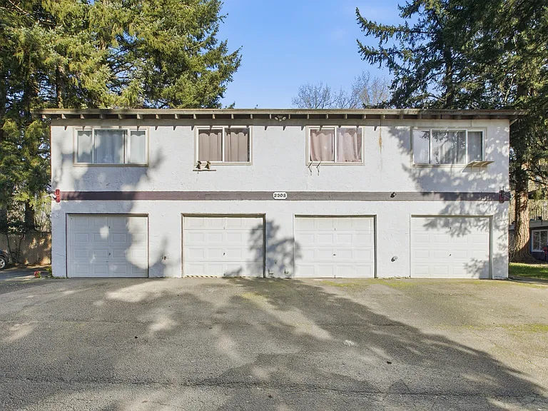 2308 O St NE — Photo 22