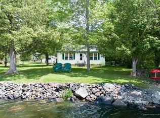35 Cedar Dr, Newport, ME 04953