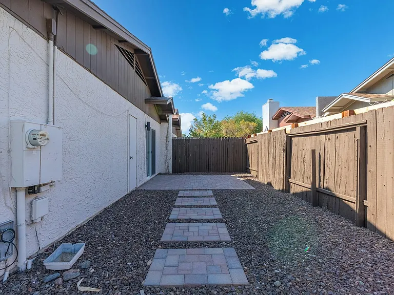 8681 E Latham St — Photo 32