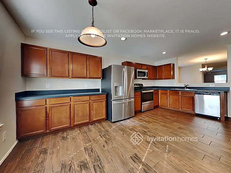 802 Windflower Dr — Photo 7
