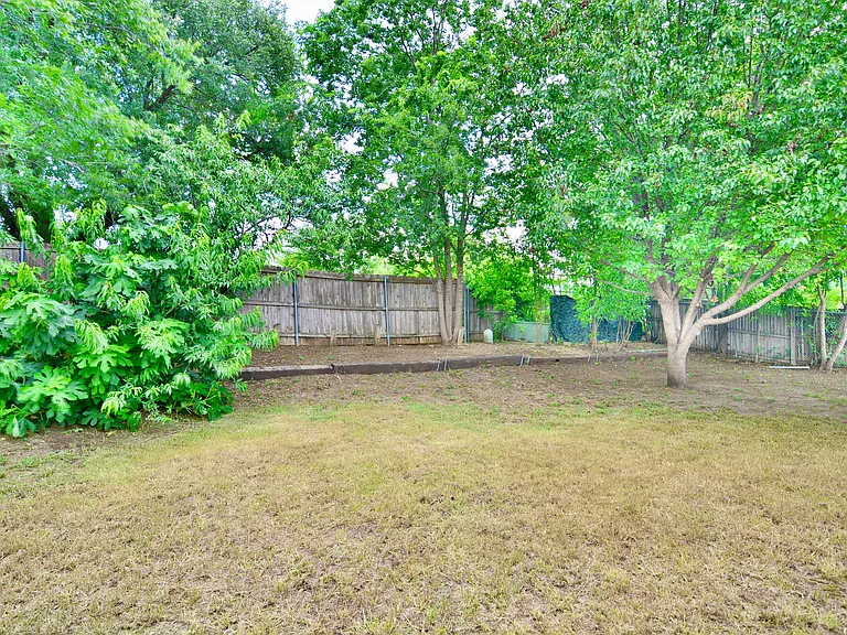 4133 Silverberry Ave — Photo 6