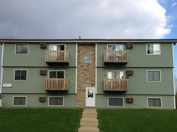 1110 S Cross St APT 1, Sycamore, IL 60178