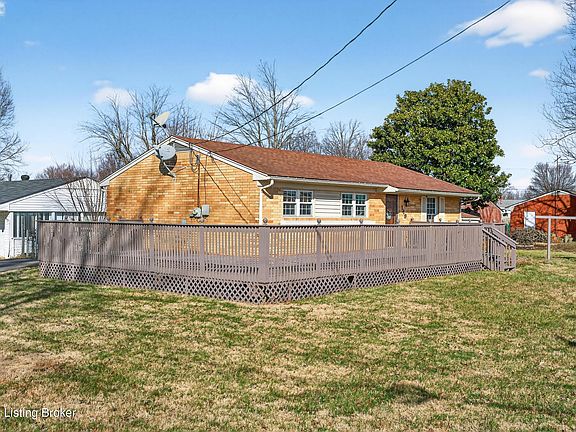 3rd image of 149 N Circlecrest Dr