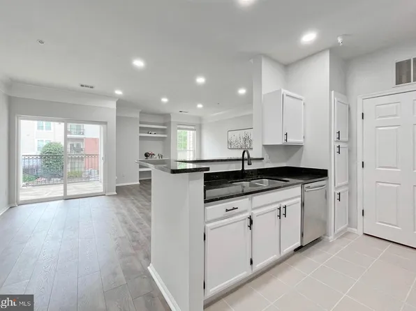 1600 Spring Gate Dr Unit 2211, Mc Lean, VA 22102