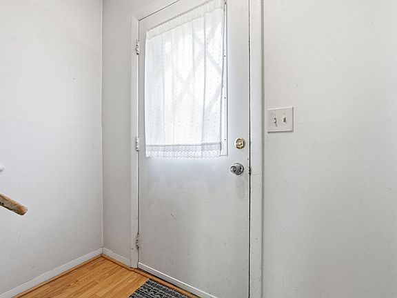 5th image of 170 E Hadley Rd APT 120