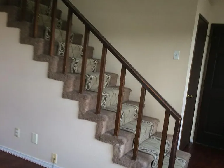940 Enterprise Dr NE #D — Photo 5