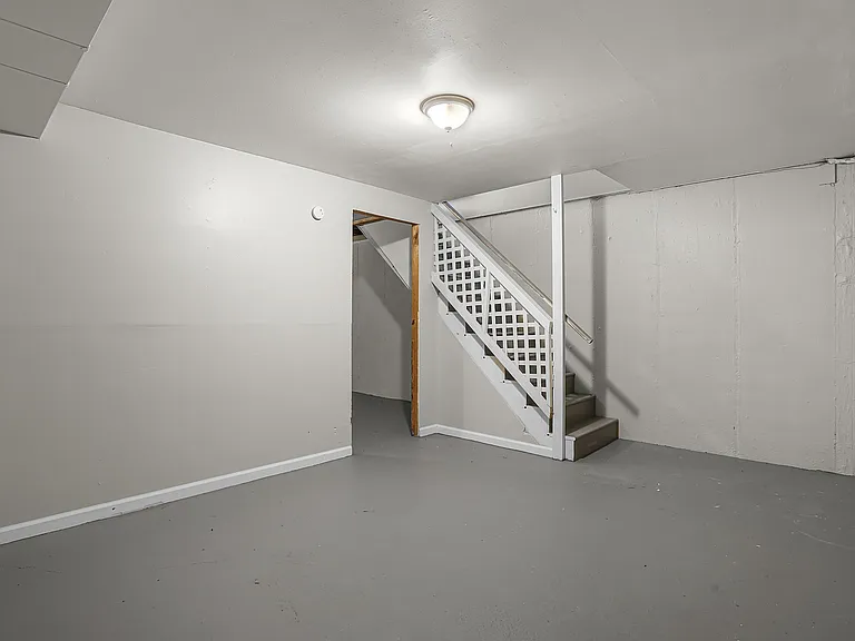 Bermuda Heights Apartments — Photo 23