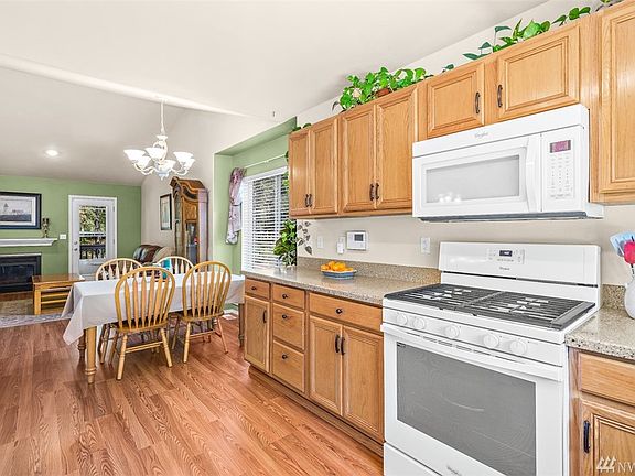 3rd image of 4824 50th Ave SE