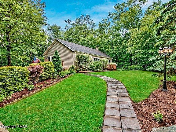 2nd image of 165 Long Woods Rd