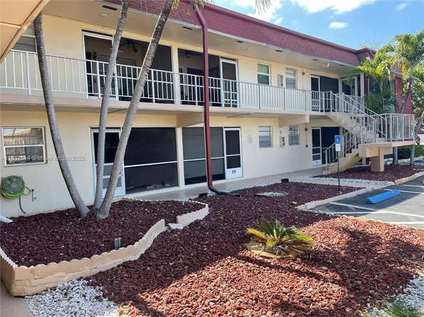 2041 NW 81st Ave APT 414, Pembroke Pines, FL 33024