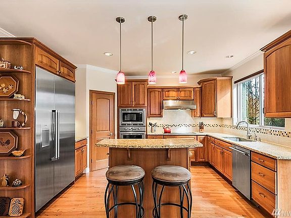 4th image of 13415 55th Ave NW