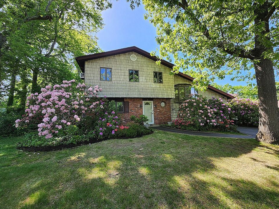 1st image of 88 Village Ln