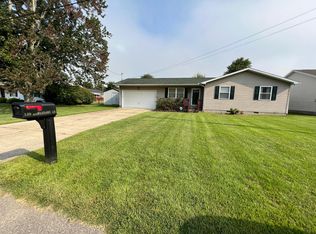 199 Hawthorne Ln, Point Pleasant, WV 25550