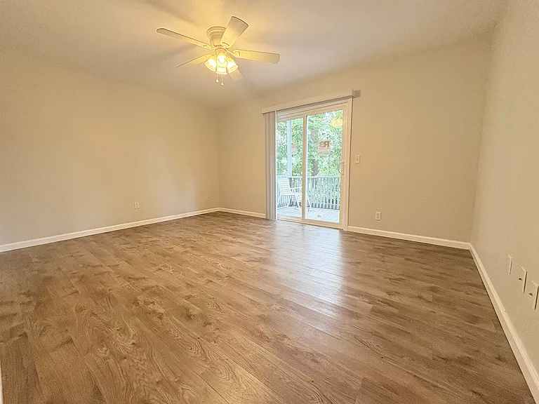 1595 Willow Bend Way #A — Photo 8