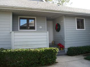 1024 Caravel Ct, Tarpon Springs, FL 34689