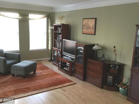 4th image of 11568 Cavalier Landing Ct