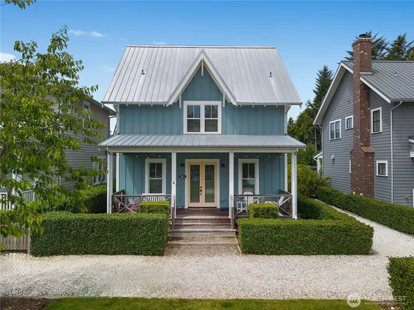 44 Horseshoe Lane, Pacific Beach, WA 98571