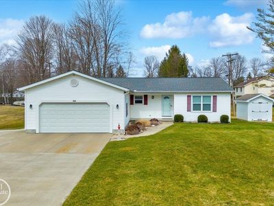 6030 S Birch Hill Dr, Smiths Creek, MI, 48074