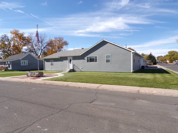 328 N Columbus St, Yuma, CO 80759