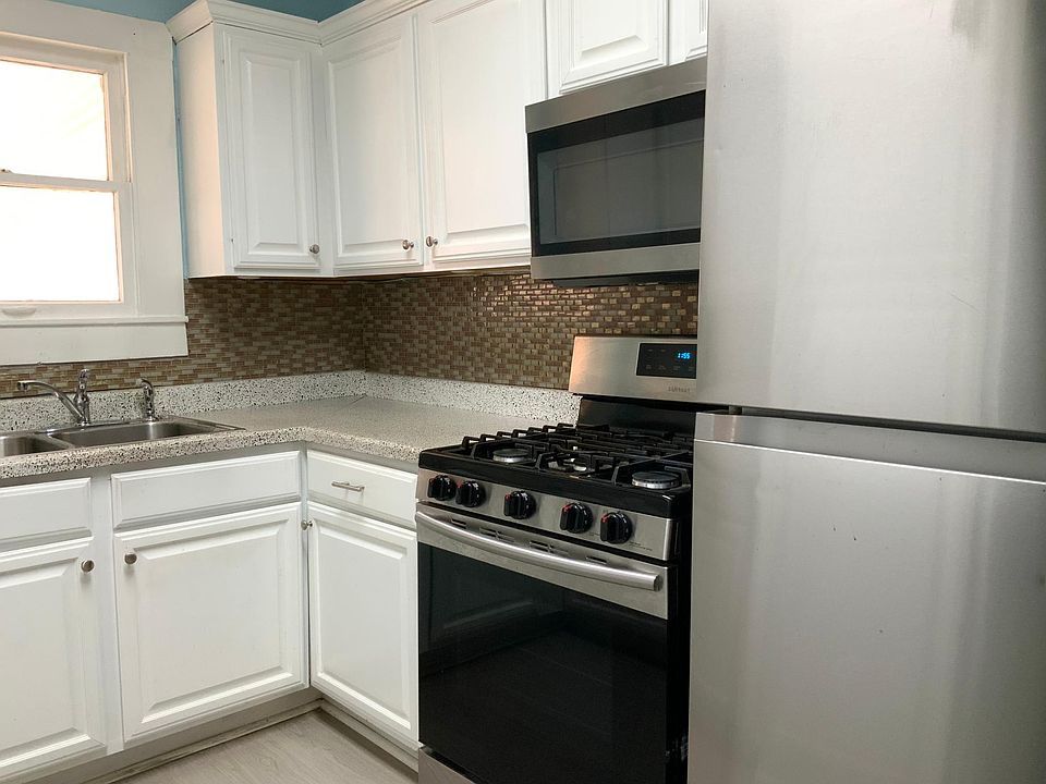 1st image of 823 W Euclid Ave Unit 1