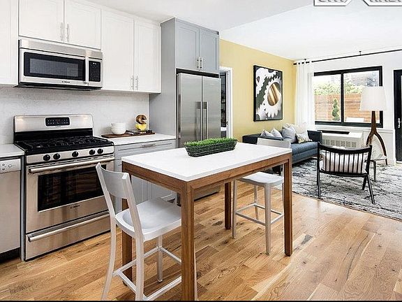3rd image of 490 Myrtle Ave APT 2B
