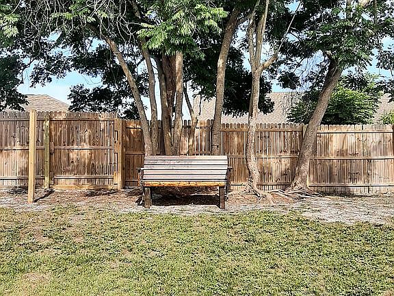 3rd image of 2574 Providence Blvd